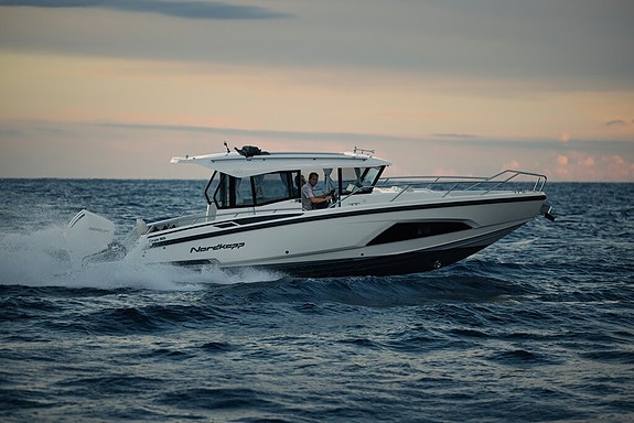 Nordkapp 905 Gran Coupe Highline + Weekendpakken - el soltak