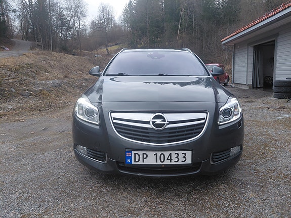 Opel Insignia 2 of 21
