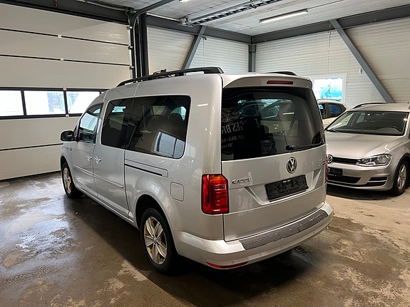 Volkswagen Caddy Maxi 6 of 25