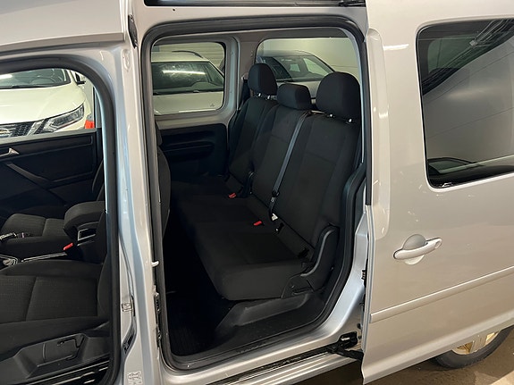 Volkswagen Caddy Maxi 9 of 25