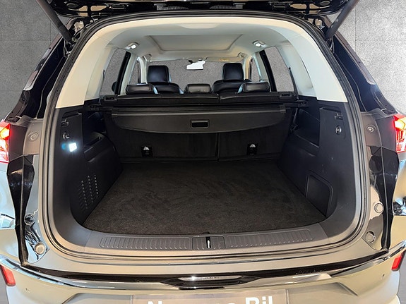 Maxus Euniq 6 19 of 19