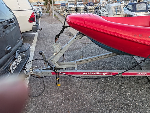 River 350 med stor motor og henger. 7 of 7