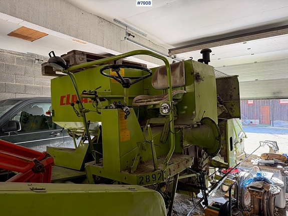 CLAAS 1973 Claas Compact 25 Tresker