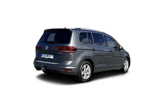 Volkswagen Touran 4 of 5