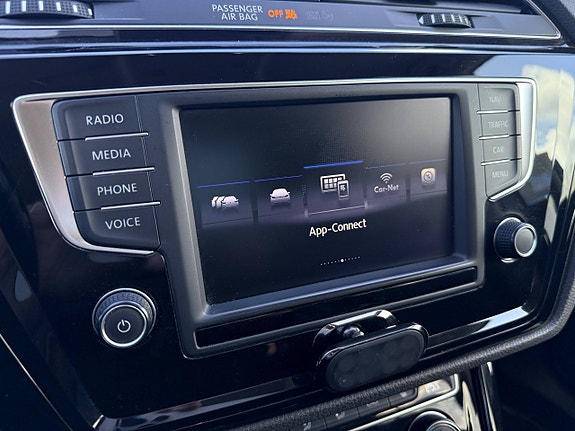 Volkswagen Touran 17 of 30