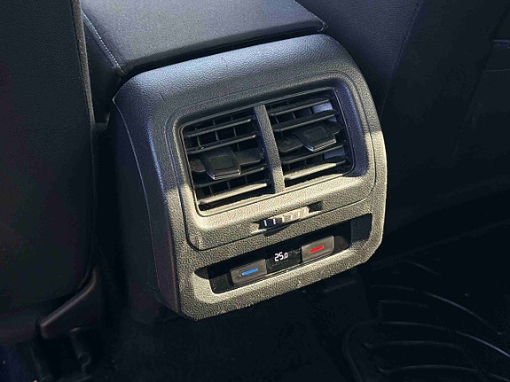 Volkswagen Touran 14 of 30