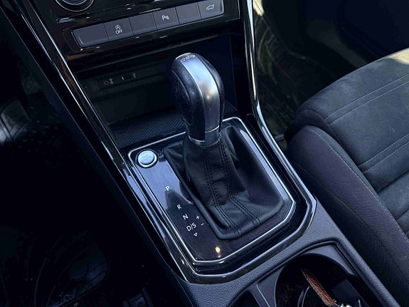 Volkswagen Touran 23 of 30