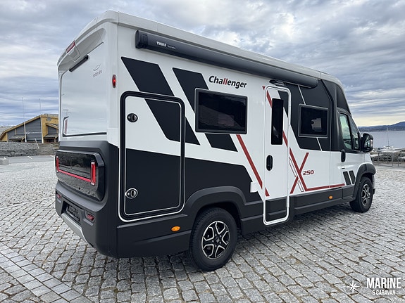 Challenger X250 Open Edition 5 of 5