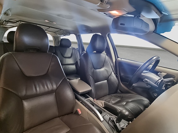 Volvo XC70 20 of 28