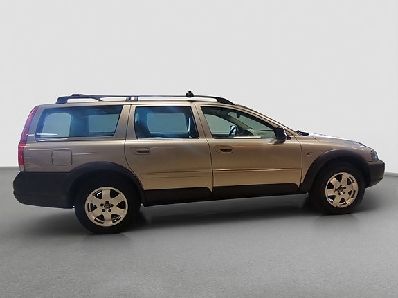 Volvo XC70 7 of 28