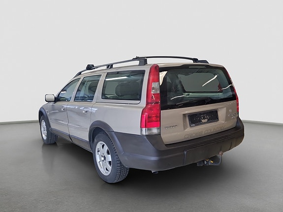 Volvo XC70 4 of 28