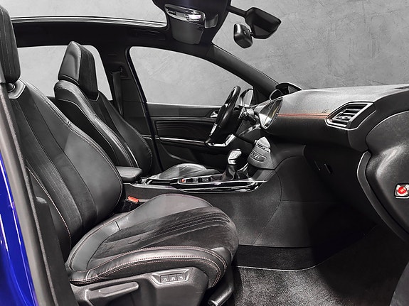 Peugeot 308 16 of 30
