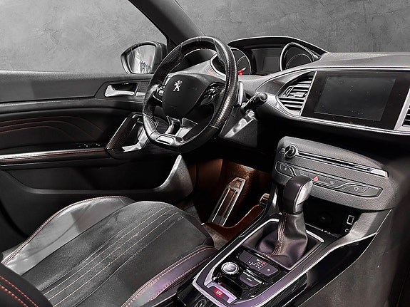 Peugeot 308 17 of 30