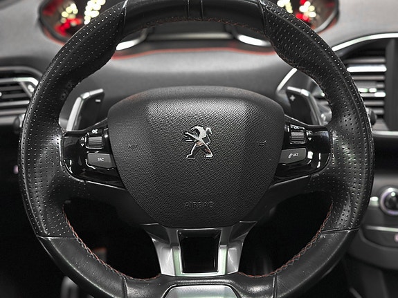 Peugeot 308 26 of 30
