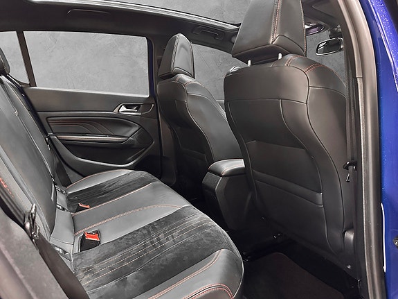 Peugeot 308 20 of 30