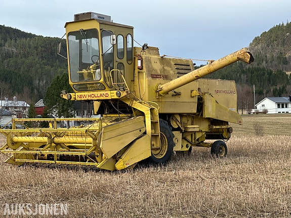 New Holland Clayson 1530 Skurtresker – 11 fot skjærebord / halmkutter
