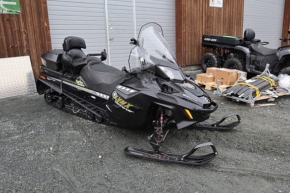Lynx Xtrim Commander 800R