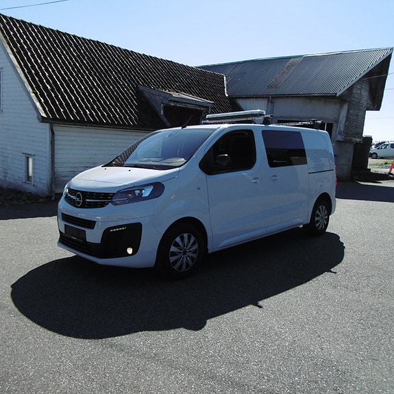 Opel Vivaro 9 of 28