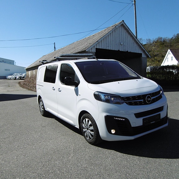 Opel Vivaro 2 of 5