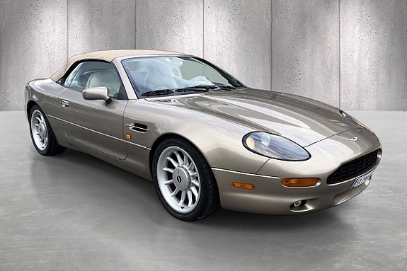 Aston Martin DB7 17 of 26