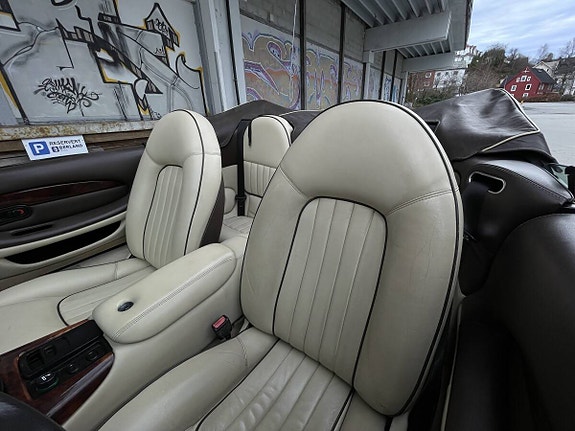 Aston Martin DB7 26 of 26