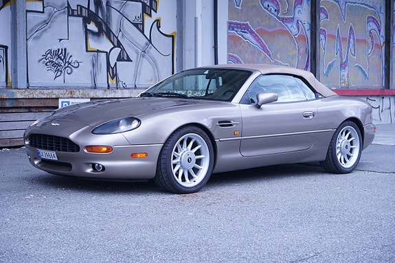 Aston Martin DB7 2 of 26