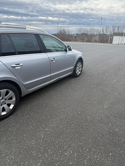 Skoda Superb 7 of 9