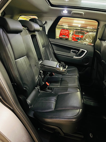 Land Rover Discovery Sport 22 of 30