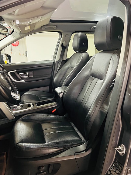 Land Rover Discovery Sport 19 of 30