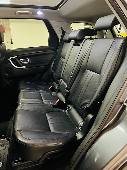 Land Rover Discovery Sport 21 of 30
