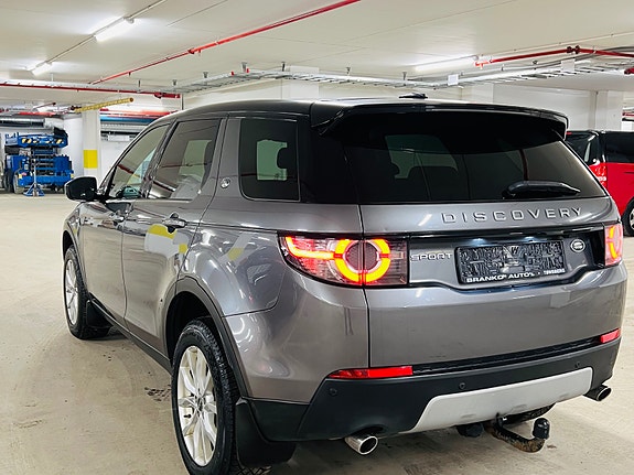Land Rover Discovery Sport 8 of 30
