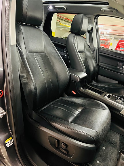Land Rover Discovery Sport 23 of 30