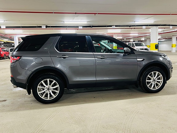 Land Rover Discovery Sport 12 of 30