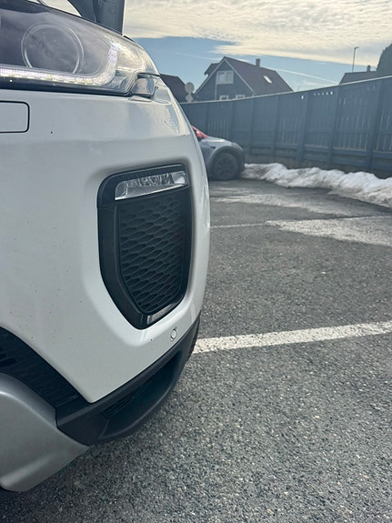 Land Rover Range Rover Evoque 30 of 30