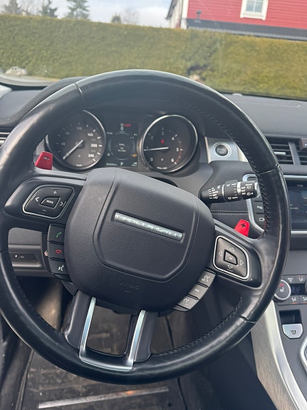 Land Rover Range Rover Evoque 19 of 30