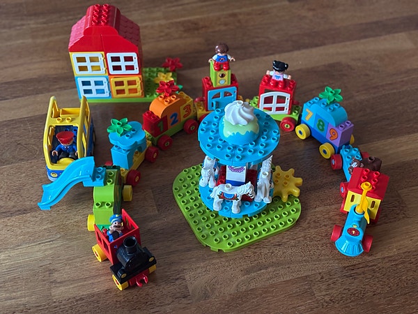 LEGO DUPLO sett med bruksanvisninger