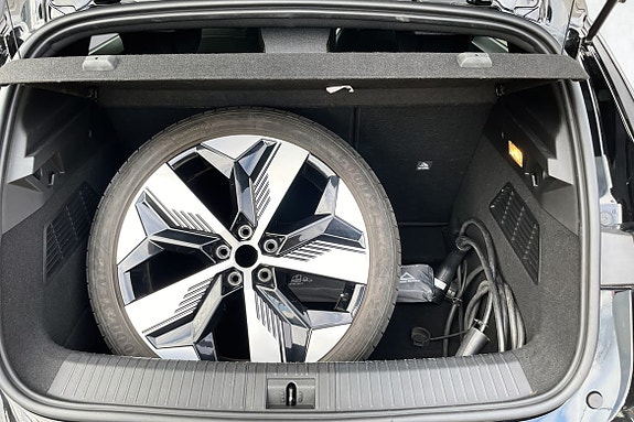 Bagasjerom på 440 liter gir god plass til både hverdagsbruk og helgeturer.