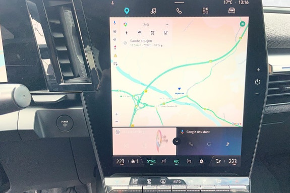 OpenR‑Link med Google gir rask tilgang til navigasjon, apper og stemmestyring – akkurat som på mobilen.
