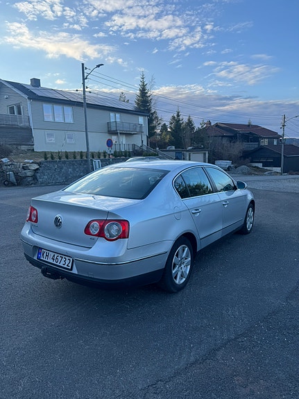Volkswagen Passat 5 of 5