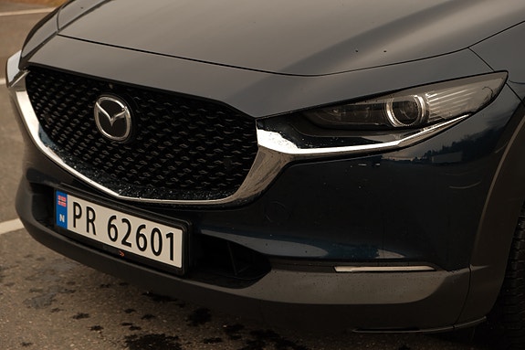 Mazda CX-30 6 of 30