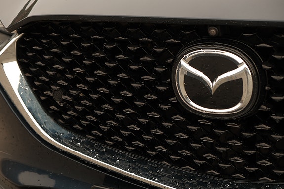 Mazda CX-30 8 of 30