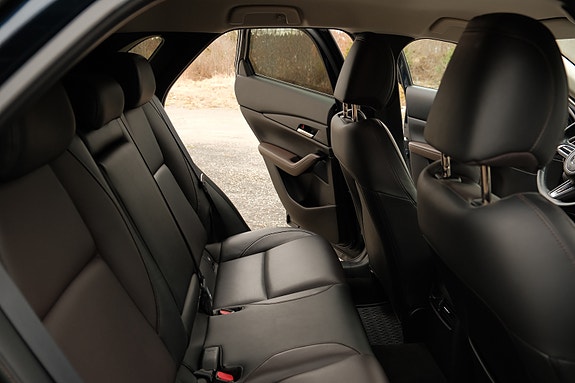 Mazda CX-30 23 of 30