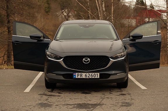 Mazda CX-30 7 of 30