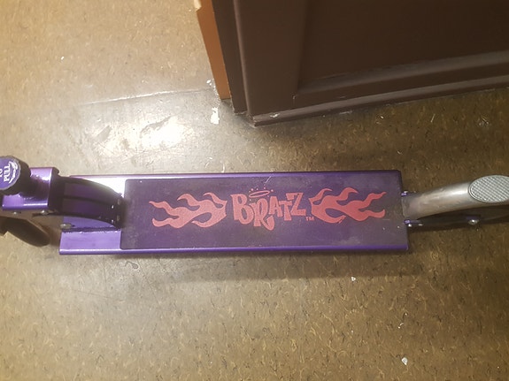 Product image 2 of 9