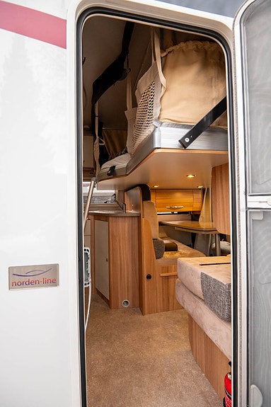 Ford Challenger 54 14 of 27
