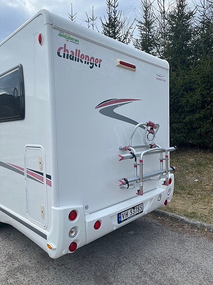 Ford Challenger 54 21 of 27