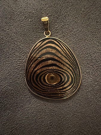 Vintage 14K Gull anheng – unik design (5.5g)