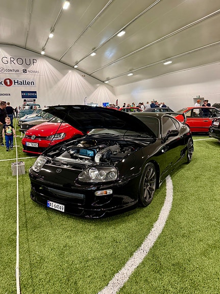 Toyota Supra 2 of 13