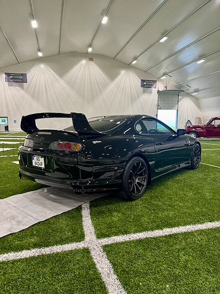 Toyota Supra 5 of 13