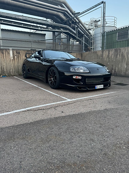 Toyota Supra 6 of 13